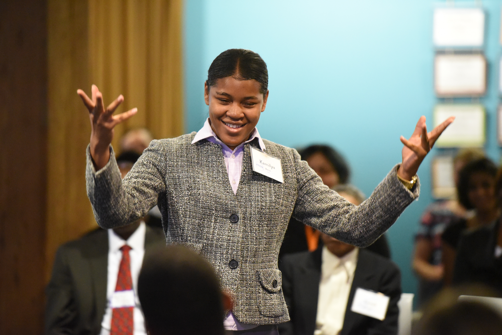 Get Help Finding a Job: 5 Things to Know Before Joining Cara - participant speaking to group